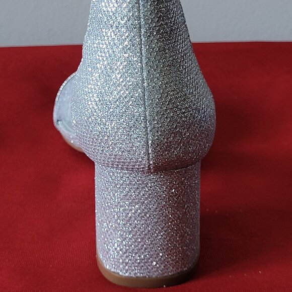 BRAND NEW, DREAM PAIRS LOW CHUNK HEELS, SIZE 7!!! - Picture 4 of 8